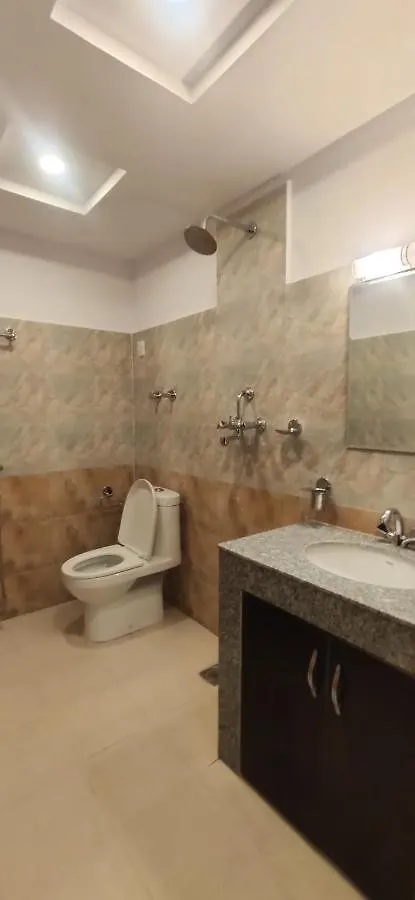 Hotel Pipal Tree Κατμαντού