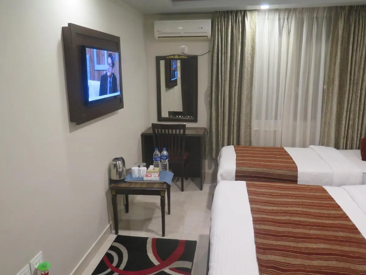 Hotel Pipal Tree Κατμαντού